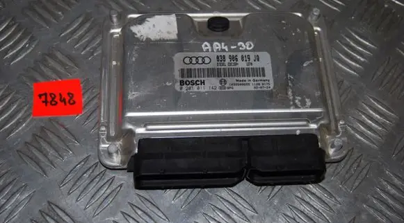 Audi A4 S4 B6 8E 8H Engine control unit/module 038906019JQ 0281011142