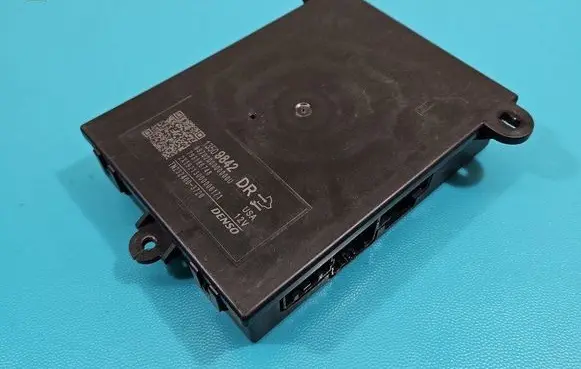 Opel Insignia B Central body control module 13509842 IMPRK1457210