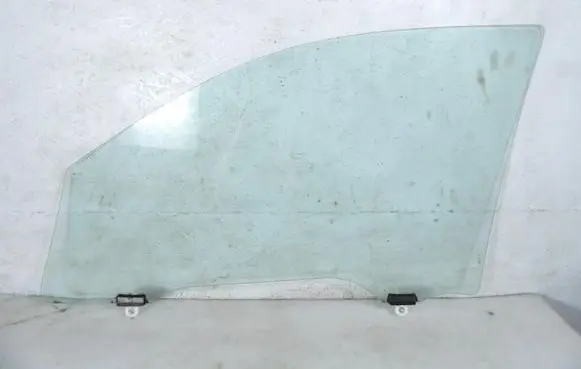 Mitsubishi ASX Front door window glass four-door 43R-00033