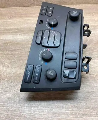 Volvo V70 Climate control unit 8691876 03W21E
