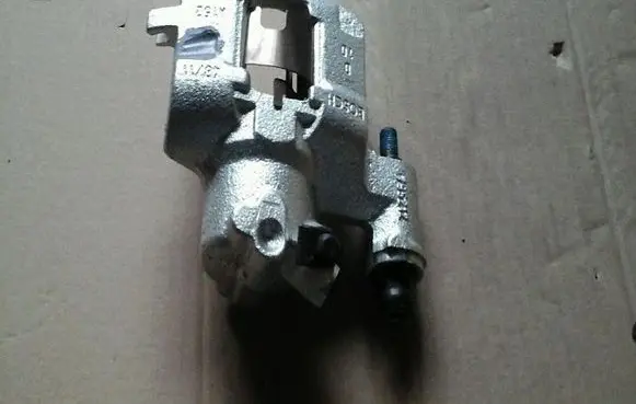 Fiat 500 Front brake caliper 0204902090