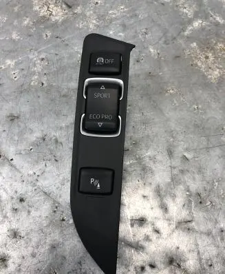 BMW 3 F30 F35 F31 Central console control unit 9252912