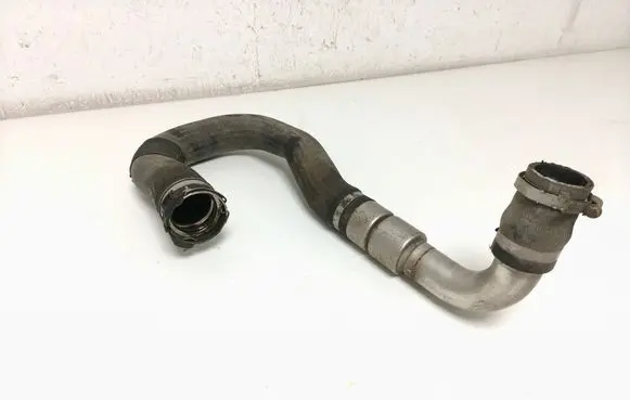 Intercooler hose/pipe