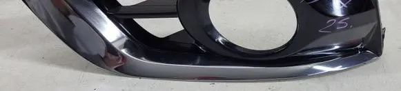 Nissan Pulsar Front bumper lower grill 622573ZK2A