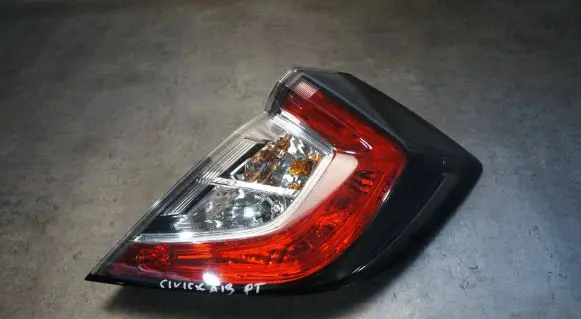 Honda Civic X Rear/tail lights