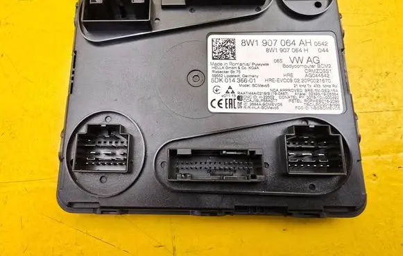 Audi e-tron Central body control module 8W1907064AH