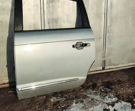 SsangYong Rodius Rear door 6300321000