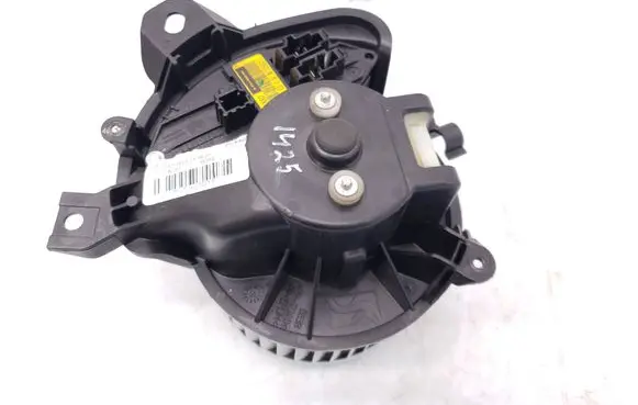 Opel Corsa D Heater fan/blower 13293624 A43000900 0258607