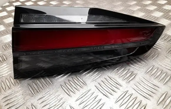 BMW 2 Active Tourer U06 Rear/tail lights 8494364