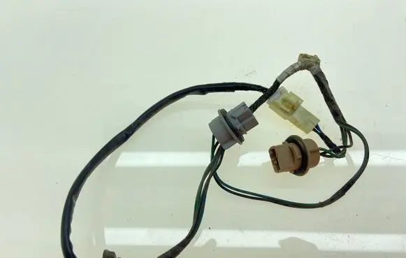 Subaru Outback Rear tail light wiring loom 84981AG160 84981AG 84981AG140