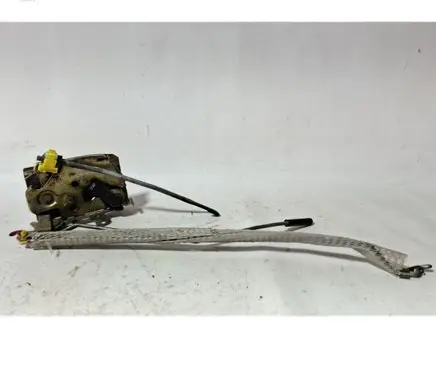 Ford Explorer Front door lock 989040A