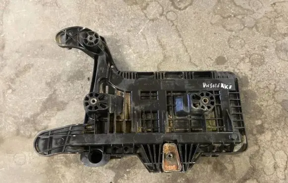 Volkswagen Golf V Battery box tray 1K0915333C