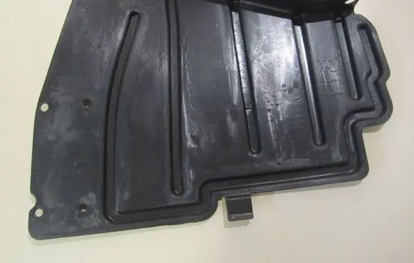 Mitsubishi Lancer VIII Other under body part MR479040