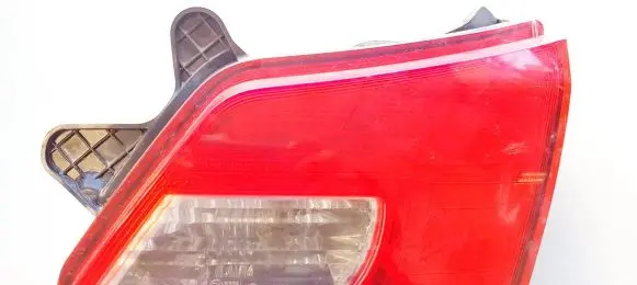 Subaru Outback Tailgate rear/tail lights 13220072 132-20072
