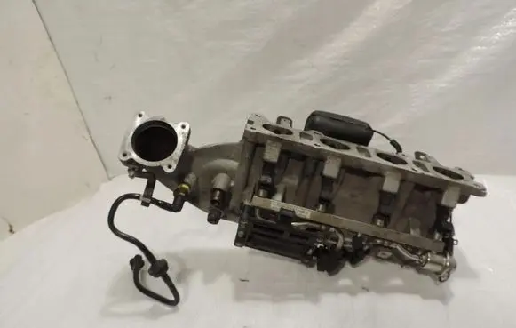 Opel Astra J Intake manifold 55564546