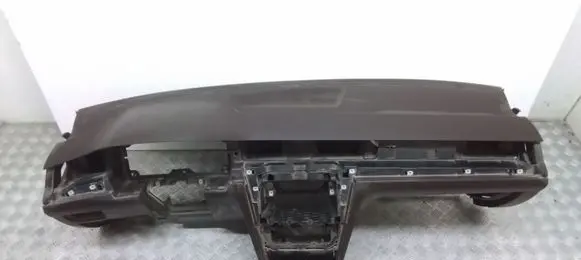 Volkswagen PASSAT B8 Dashboard 8G1