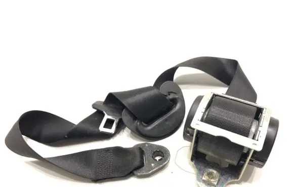 BMW 5 E60 E61 Front seatbelt 601629800D