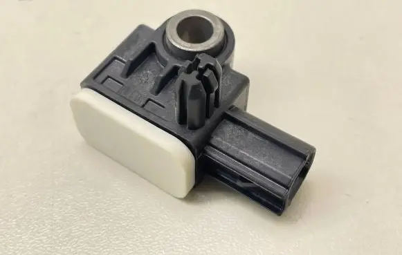 Volvo XC60 Airbag deployment crash/impact sensor 31334336 C83HA 150107