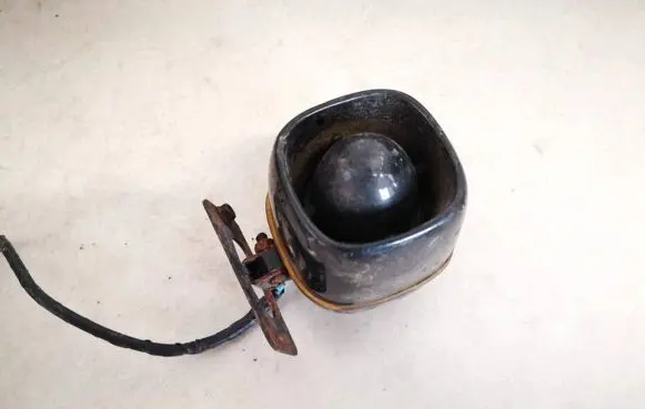 Toyota RAV 4 (XA30) Alarm system siren 