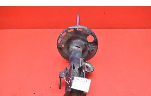 Toyota Prius (XW30) Front shock absorber/damper DSB383G