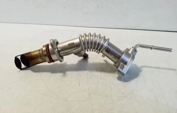 Ford Kuga III EGR valve line/pipe/hose LX6E9E470AB 231850907A