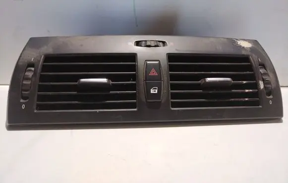 BMW X3 E83 Dash center air vent grill 3400074