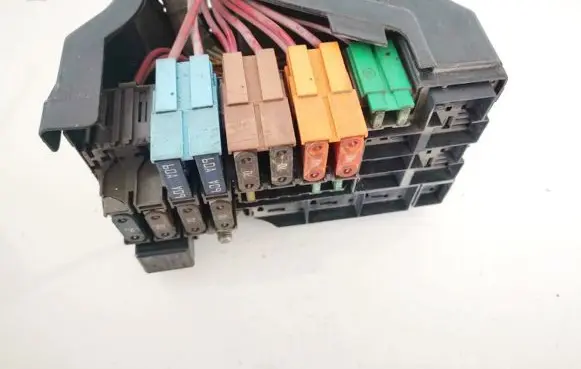 Renault Laguna II Fuse box set 8200003095