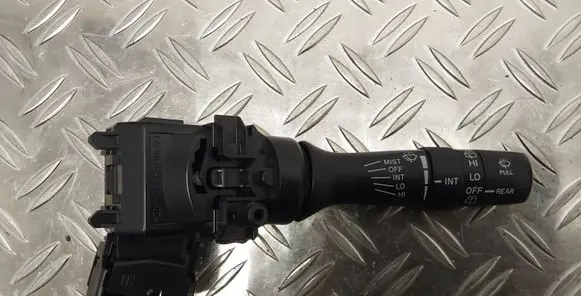 Toyota Auris 150 Wiper control stalk 17F243 02410
