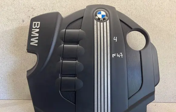 BMW 5 E60 E61 Engine cover (trim) 4731149 PA6MXGF30 14389710