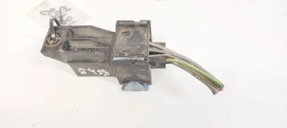 Glow plug pre-heat relay