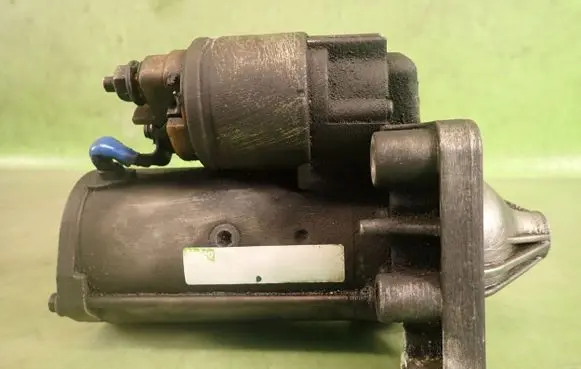 Peugeot 308 Starter motor