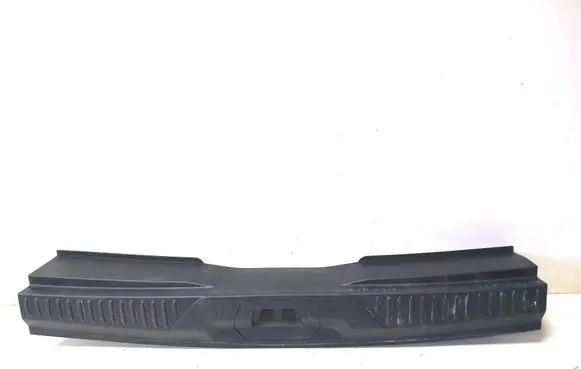 Ford Focus Tailgate/trunk side cover trim JX7BN40352A