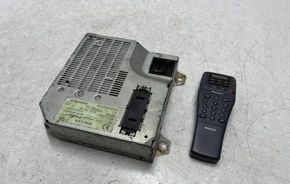 Renault Espace III Sound amplifier 6025310672B SCU2156ZRN02 SG14877