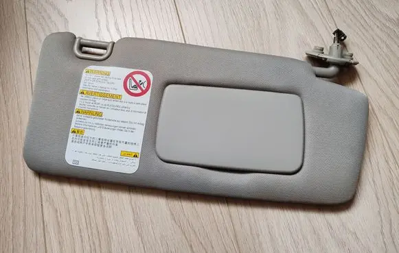 Subaru Legacy Sun visor