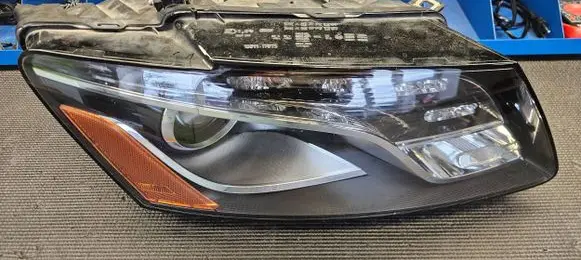 Audi Q5 SQ5 Headlight/headlamp