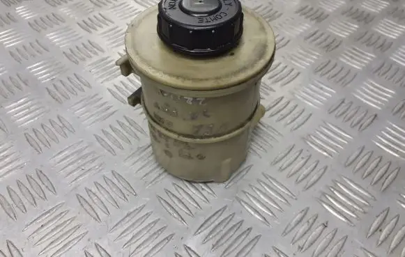 Renault Vel Satis Power steering fluid tank/reservoir