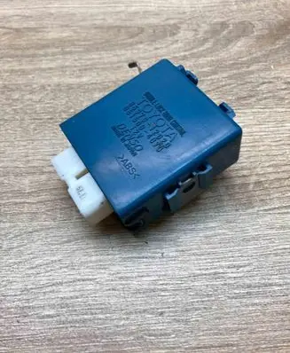 Toyota Auris 150 Door control unit/module 8597012020 0515004070