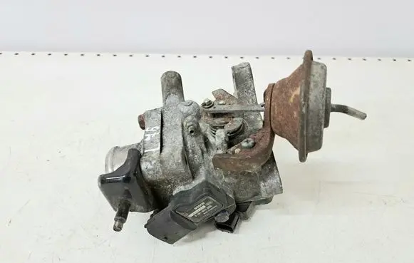 Honda FR-V Throttle valve