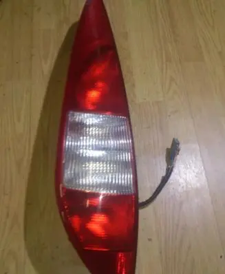 Ford Mondeo Mk III Rear/tail lights