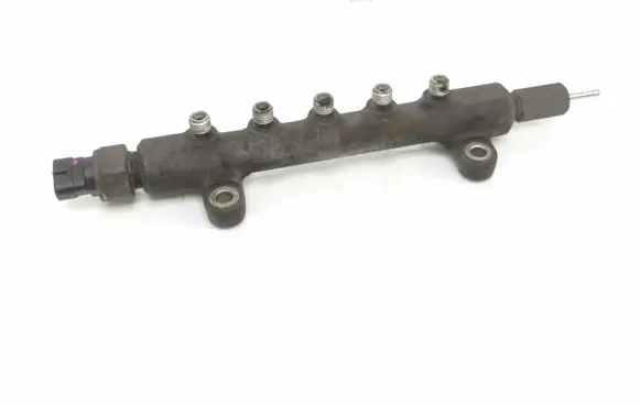 Toyota Avensis T250 Fuel main line pipe 8945871010 0300