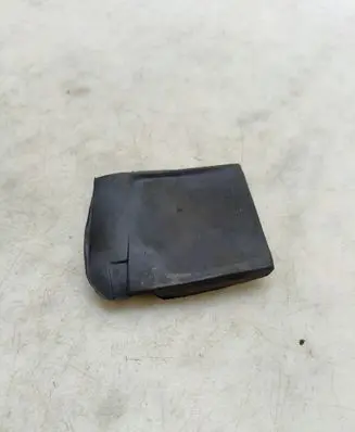 Rear fender molding trim