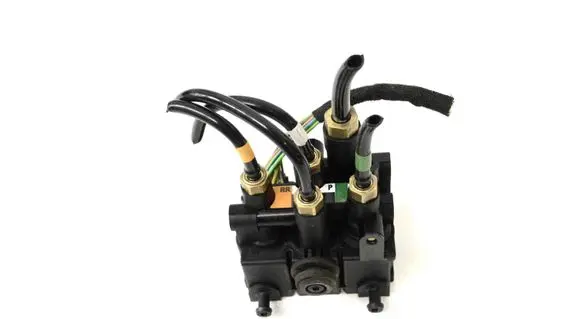 Land Rover Range Rover Sport L494 Air suspension control unit module (rear) CPLA5B710BC