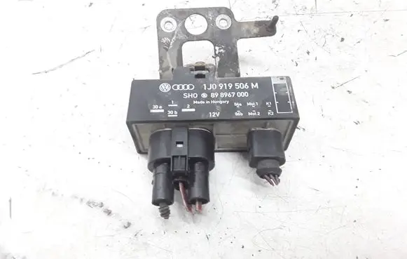 Skoda Fabia Mk1 (6Y) Coolant fan relay 1J0919506