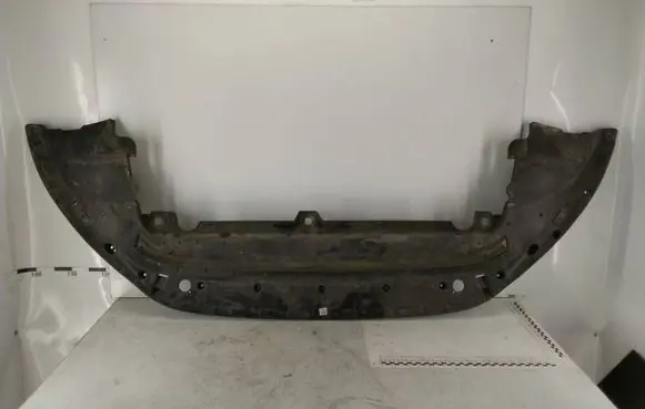 Volvo V60 Front bumper skid plate/under tray 313522982