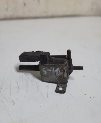 Mercedes-Benz E W124 Turbo solenoid valve 0015408697 E70001