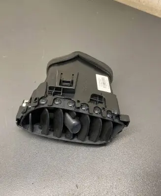Nissan Juke I F15 Dash center air vent grill 687511KE0A 060811439 X12CCPMCTRLH