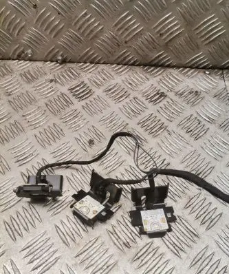 Headlight part