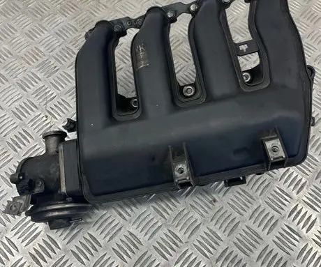 BMW 5 E60 E61 Intake manifold 7787318