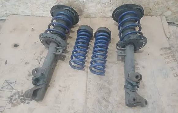Mercedes-Benz CLS C218 X218 Front shock absorber/damper A2183231100 A2123270286 KBA91080