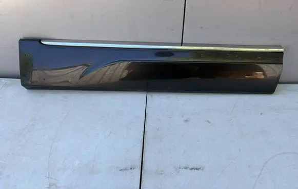 Audi Q5 SQ5 8R Rear door trim (molding) 8R0853970L